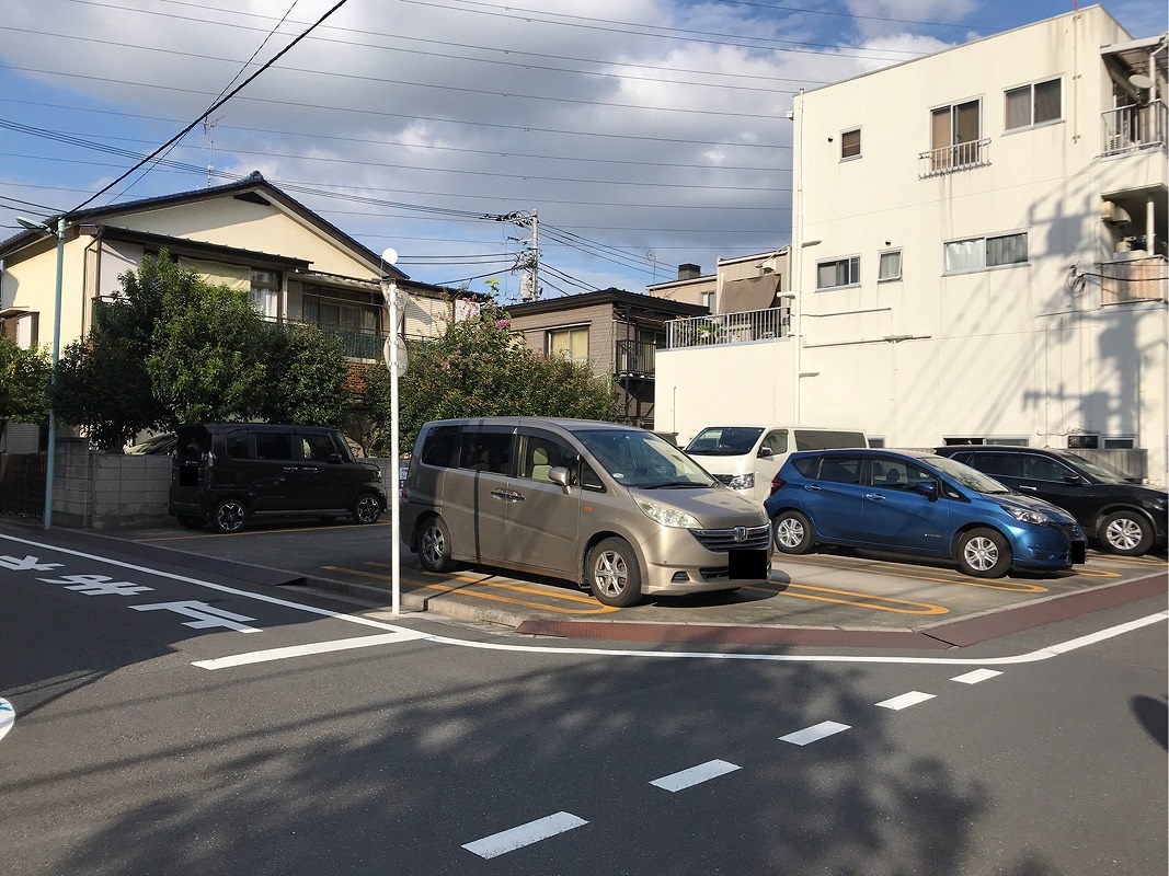 板橋区新河岸１丁目　月極駐車場